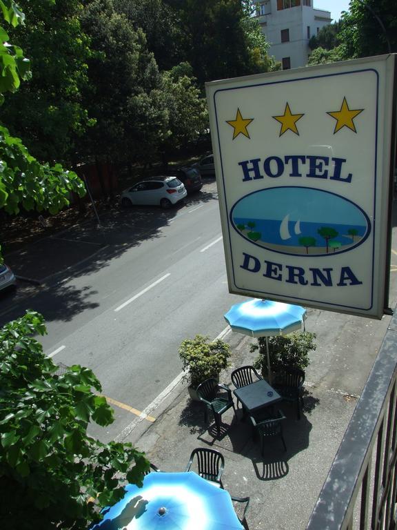 Hotel Derna Viareggio Eksteriør billede