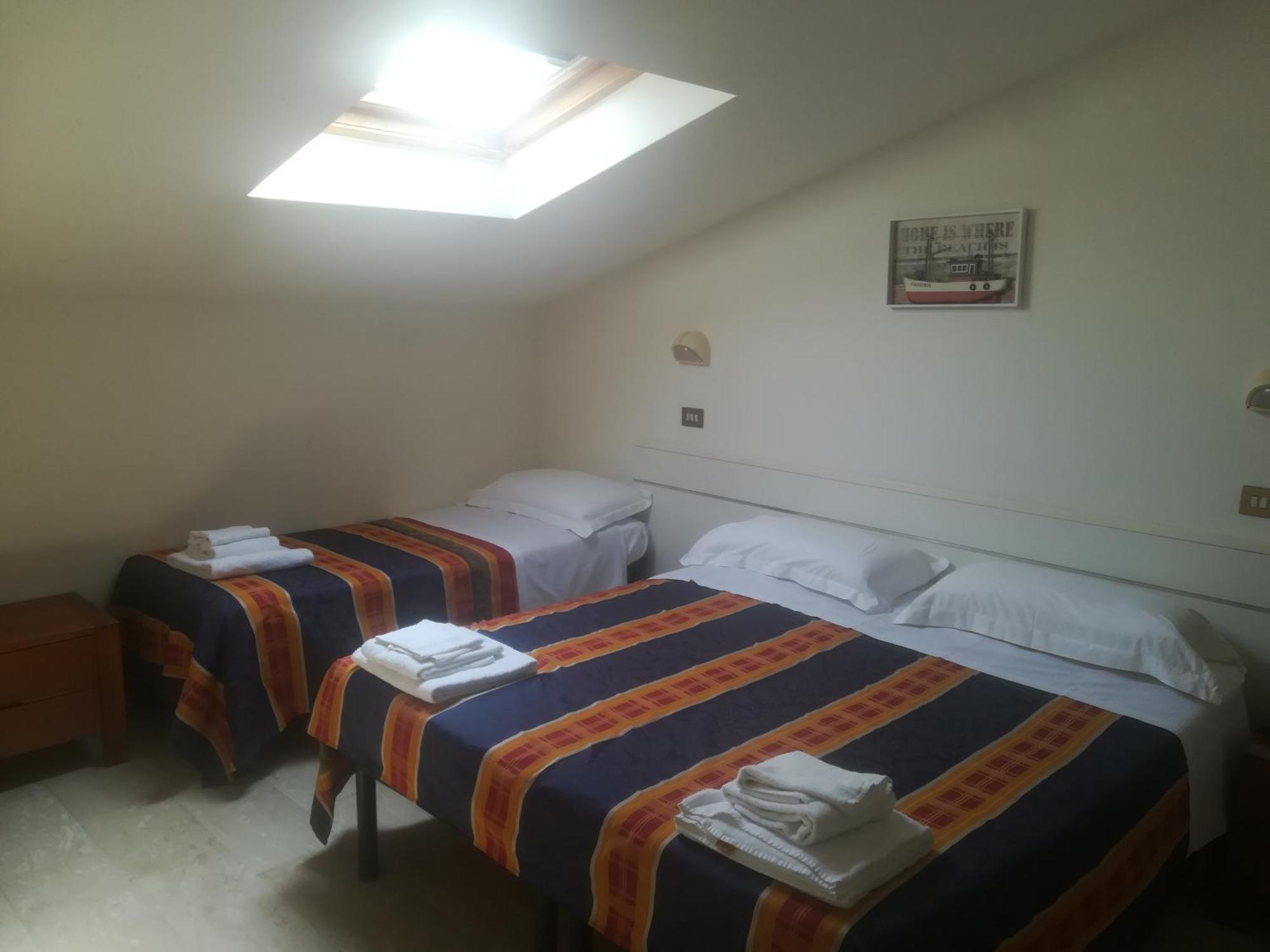 Hotel Derna Viareggio Eksteriør billede