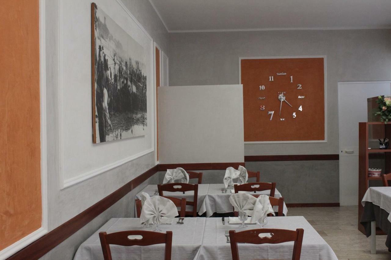 Hotel Derna Viareggio Eksteriør billede