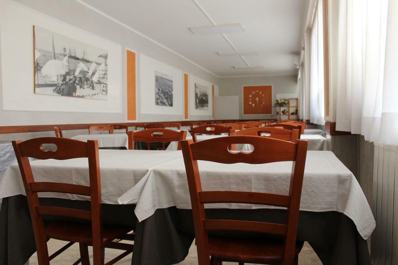 Hotel Derna Viareggio Eksteriør billede